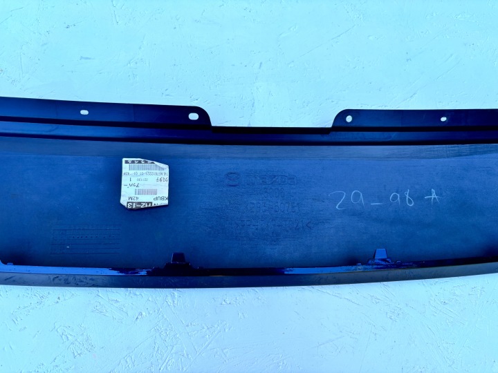 MAZDA CX90 CX 90 REVÊTEMENT SUPÉRIEURE GRILLE DE RADIATEUR PARE-CHOCS AVANT KBB3-507E1