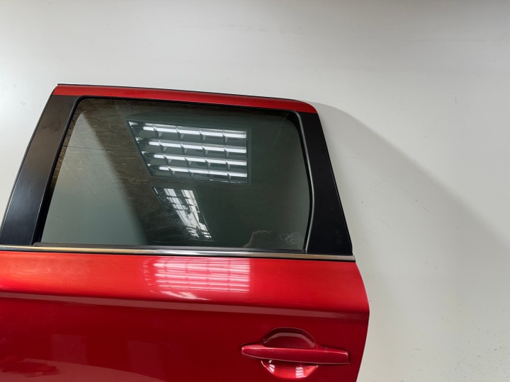 PORTES GAUCHE ARRIÈRE MITSUBISHI OUTLANDER 3 III 2014- P62