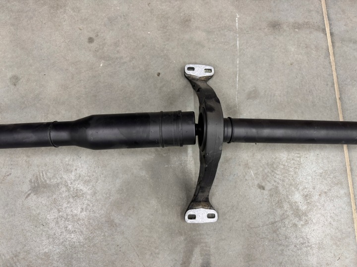 ARBRE DE TRANSMISSION AUDI S3 GOLF R 5WA521101H PARFAIT 22R