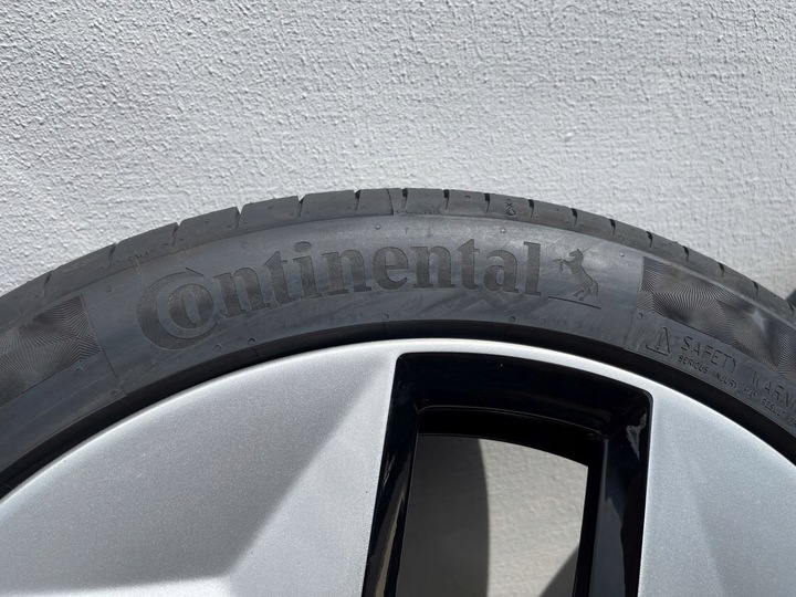 LLANTAS RUEDAS LATO POLESTAR 20' 245/40/20 CONTINENTAL 