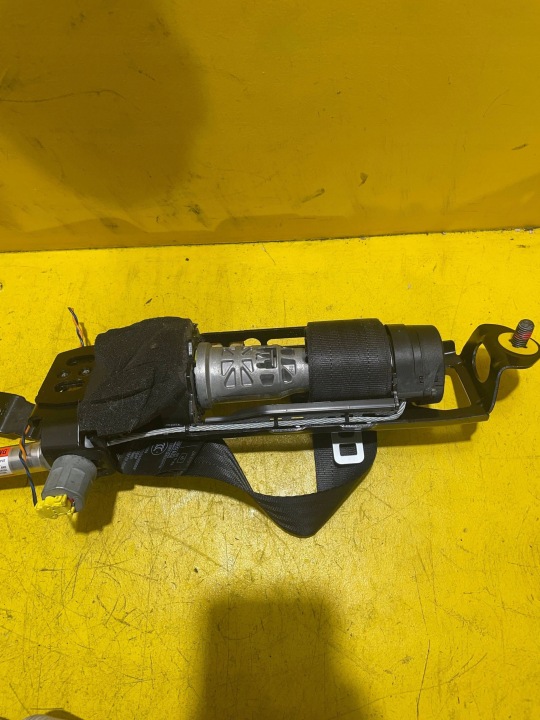 VOLVO V50 CEINTURE DE SÉCURITÉ DROIT AVANT