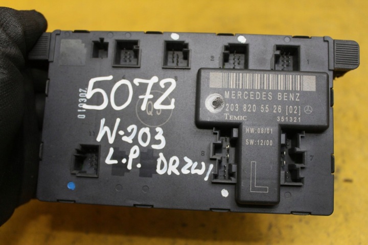 MODULE PORTES GAUCHE AVANT W203 2038205526