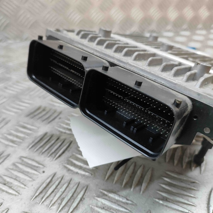 ORDINATEUR MOTEUR MERCEDES-BENZ GLS (X167) A1779005608 29071588 4.0L 450KW