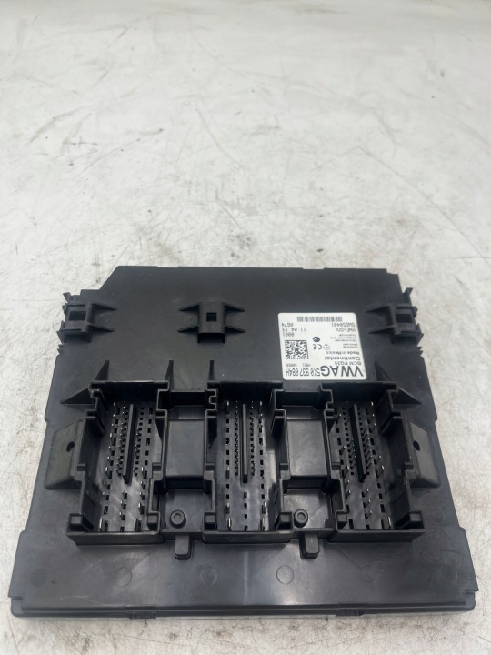 MODULE CONFORT VW PASSAT 5K0937084H