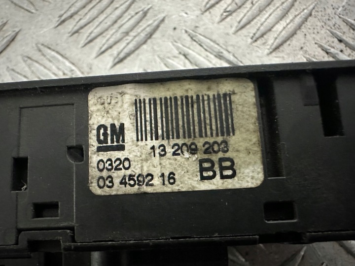 OPEL ASTRA H PANNEAU COMMUTATEUR VITRE MIROIRS GAUCHE CONDUCTEUR 13209203BB