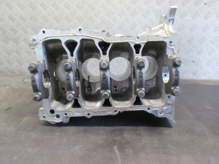 BLOC MOTEUR 1,8B Z2R TOYOTA C-HR I LIFT 19-23R
