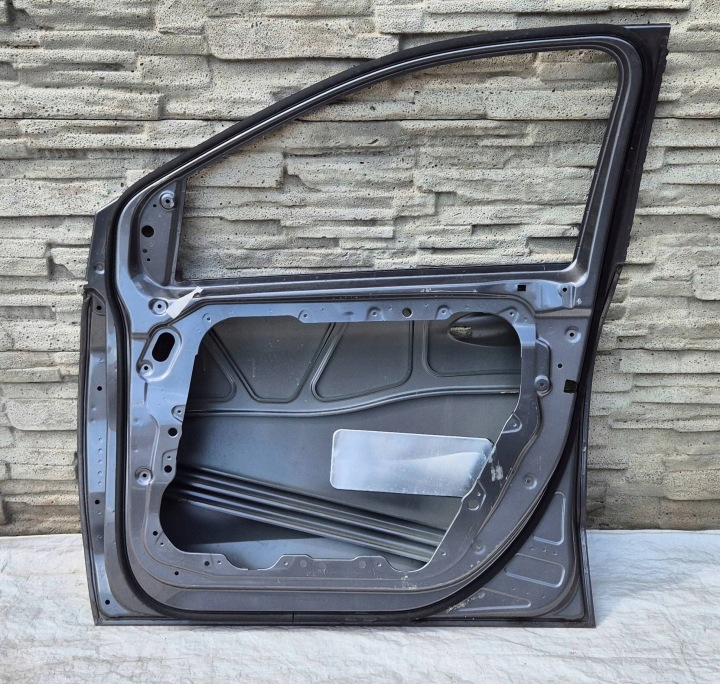 MERCEDES B-KLASA W247 18- PORTES DROIT AVANT ORIGINE
