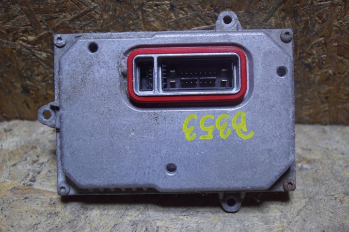 PEUGEOT MODULE CONVERTISSEUR XÉNON 130732916600 (B353)