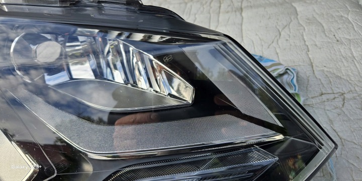 PHARE AVANT AVANT DROITE VW POLO V 2009- BI-XENON 6R1941032D
