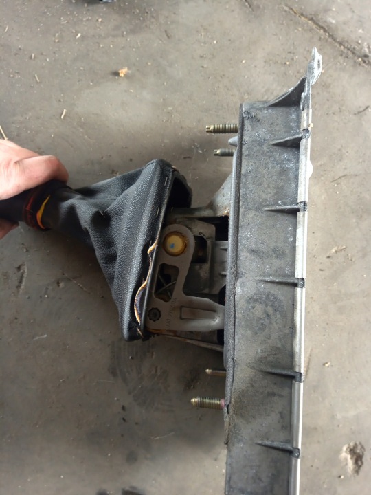 MÉCANISME DE CHANGEMENT DE VITESSES VITESSE AVEC LINKAMI SKODA 6Q0711061 6Q0711049F 52006014919 1J0711311A