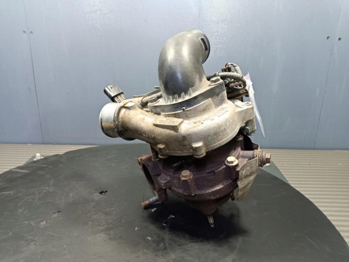 TOYOTA AVENSIS T27 2.0 D4D TURBINE 89674-20010 17201-0R080