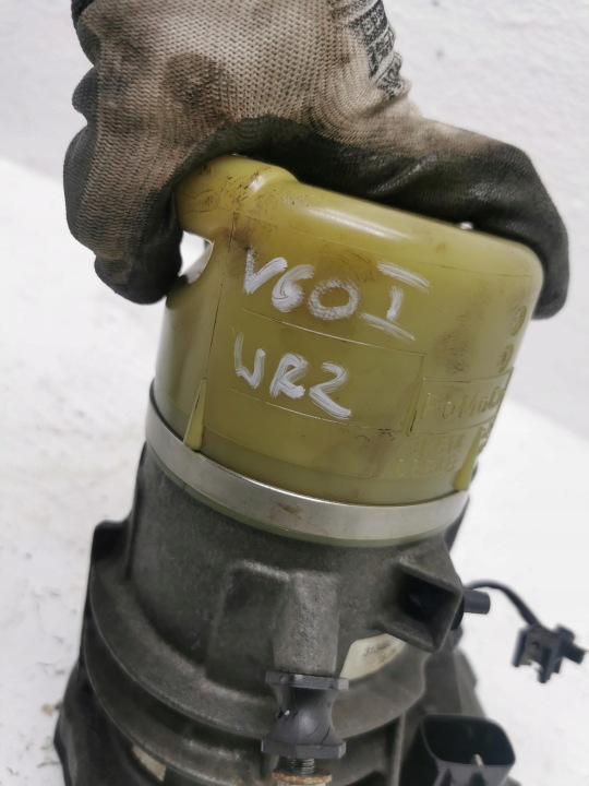 POMPE AMPLIFICATEUR VOLVO V60 I 2.0 D4 31340205