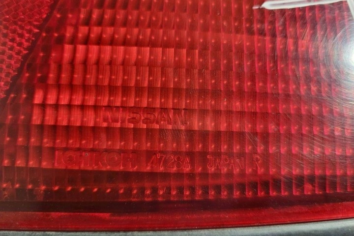 PHARE DROITE ARRIÈRE NISSAN ALMERA I BERLINE COMPACTE (N15) R1111 1.39L GASOLINE 64KW