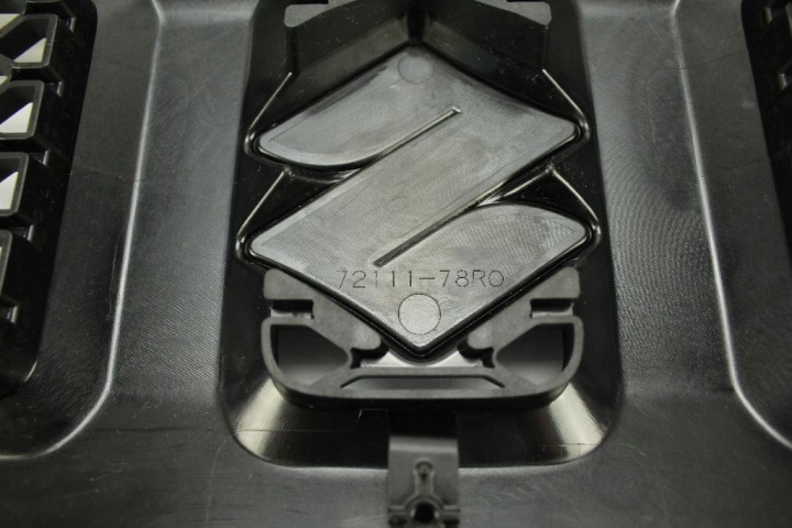 CALANDRE GRILLE SUZUKI JIMNY 18- 72111-78RO