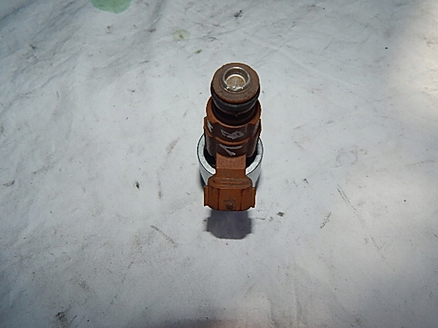 INJECTEUR CARBURANTS HYUNDAI KIA 99-02 0K2A513250