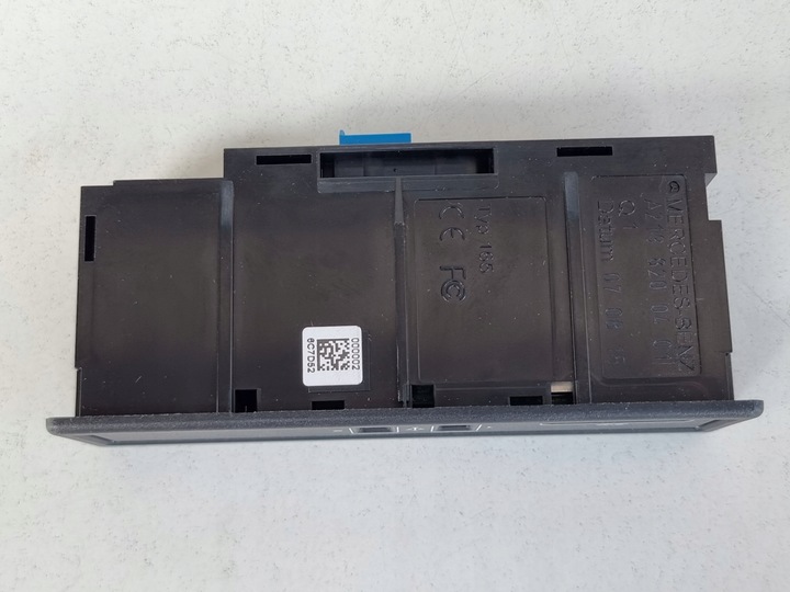 MERCEDES PANEL SD USB A2138200401 