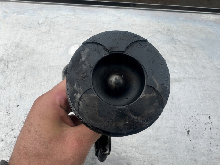 VOLVO S60 V70 XC70 XC90 2.4 D5 PISTON BIELLE 81L118 BIELLE D5244T