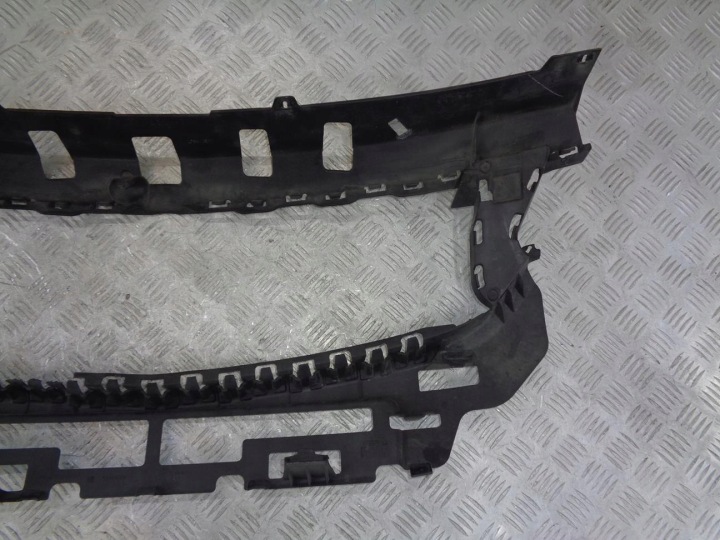 FIXATION GRILLE DE RADIATEUR CHÂSSIS PARE-CHOCS AVANT OPEL ASTRA V 5 K 2015- 13448088