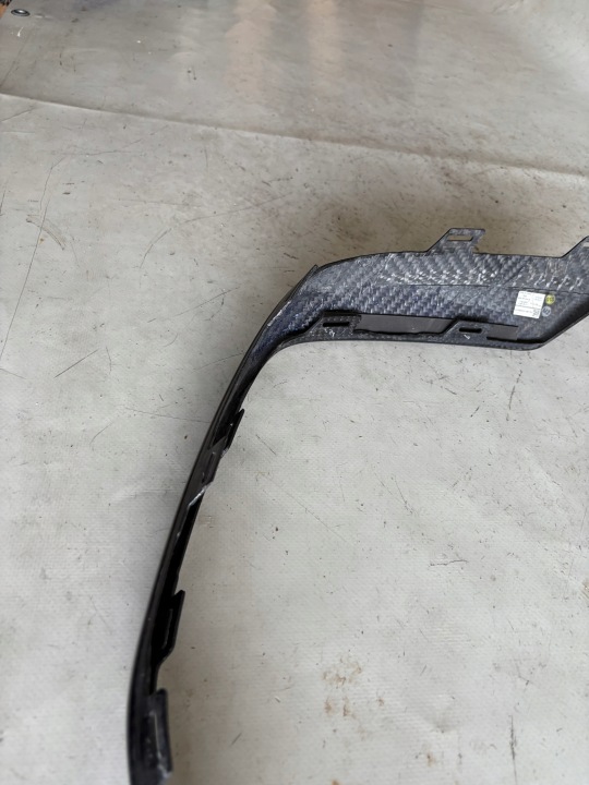 MOULURE PARE-CHOCS AUDI Q8 RSQ8 SQ8 4M8853841A GAUCHE