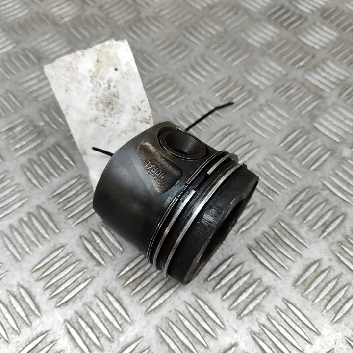 PISTON MERCEDES-BENZ R (W251, V251) A6420302617 28798727 3.0L 165KW 2009