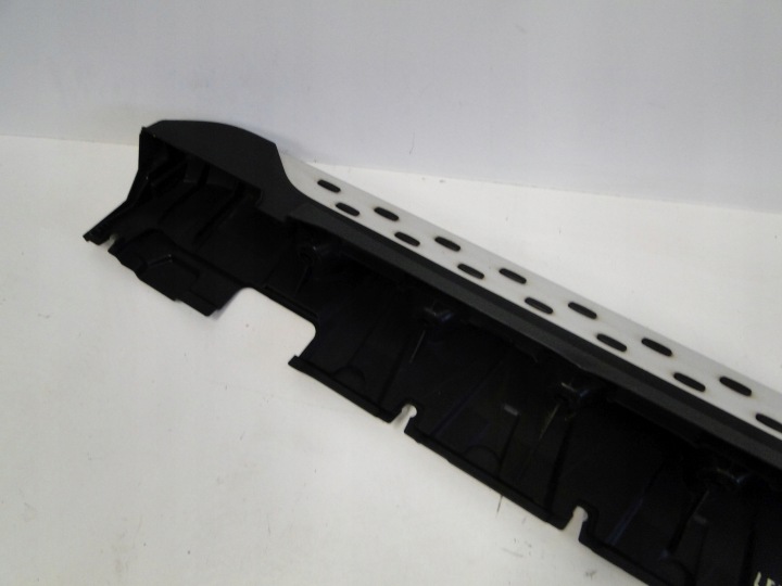 MERCEDES GLK 204 X204 MOULURE SEUIL SEUIL DEGRÉ DROIT A2045200131