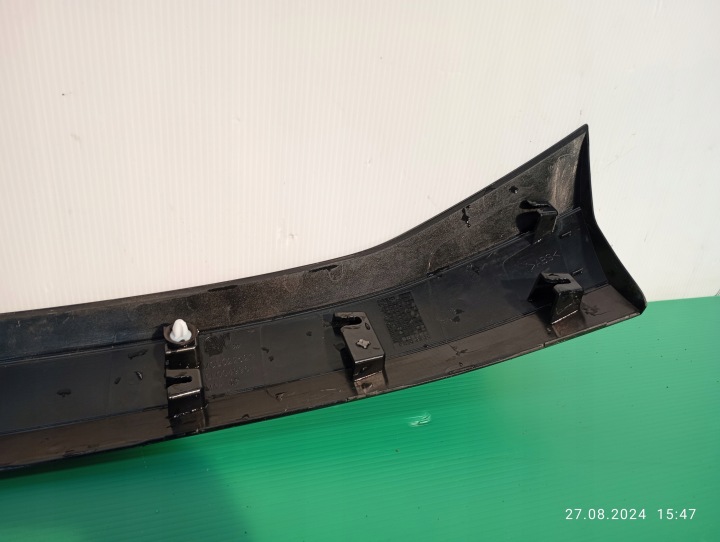 CACHE MOULURE COUVERCLES DE COFFRE COUVERCLES DE COFFRE ARRIÈRE ARRIÈRE PEUGEOT 208 II 19-24ROK 9826944480