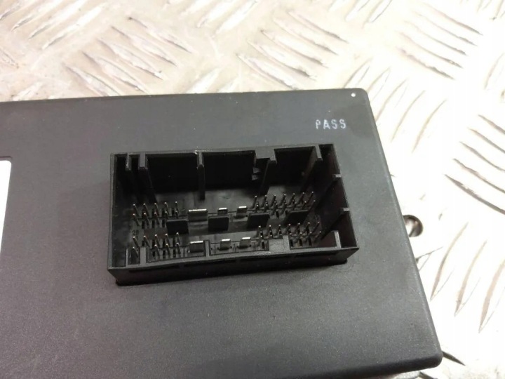 AUTRE MODULES BMW 7 (E65, E66, E67) 6761016 3.6L GASOLINE 200KW 2003