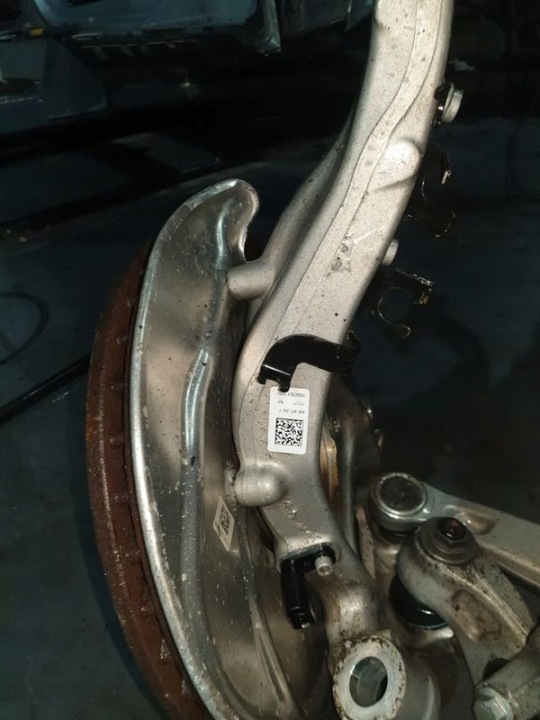 AUDI A4 B9 A5 8W ROTULE DE DIRECTION AVANT DROITE BRAS DE SUSPENSION SIMPLE AMORTISSEUR 2.0 TFSI 8
