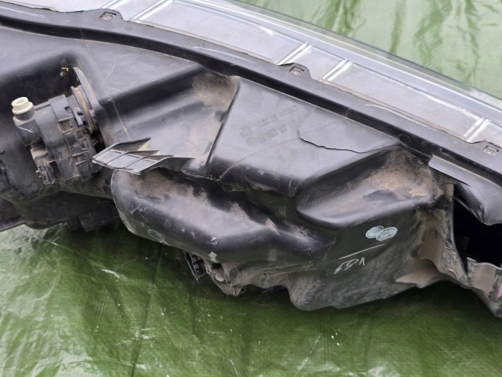 NISSAN QASHQAI II J11 LIFT 17-21R PROJECTEUR GAUCHE PHARE GAUCHE COMPLET LED