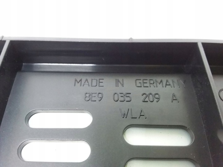 2006 AUDI A4 S4 B7 8E 8H LECTEUR DE CARTE NAVIGATION 8E9035209A