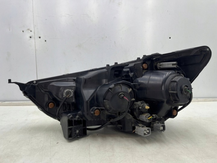 PHARE PROJECTEUR MITSUBISHI ASX OUTLANDER SPORT 10-19R. DROITE AVANT EUROPE