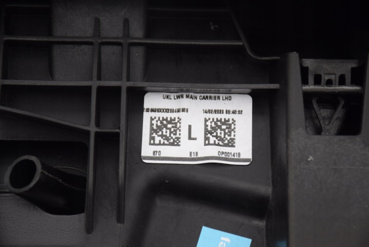 BMW X1 U11 TABLEAU DE BORD CONSOLE COCKPIT HUD CUIR BLEUE RIEN LUXURY