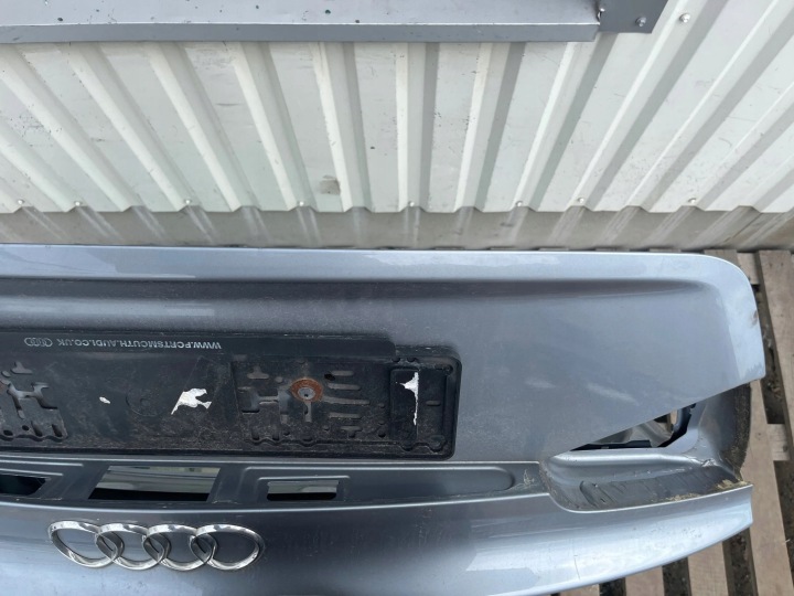 COUVERCLES DE COFFRE COUVERCLES DE COFFRE A5 COUPÉ LX7V S LINE