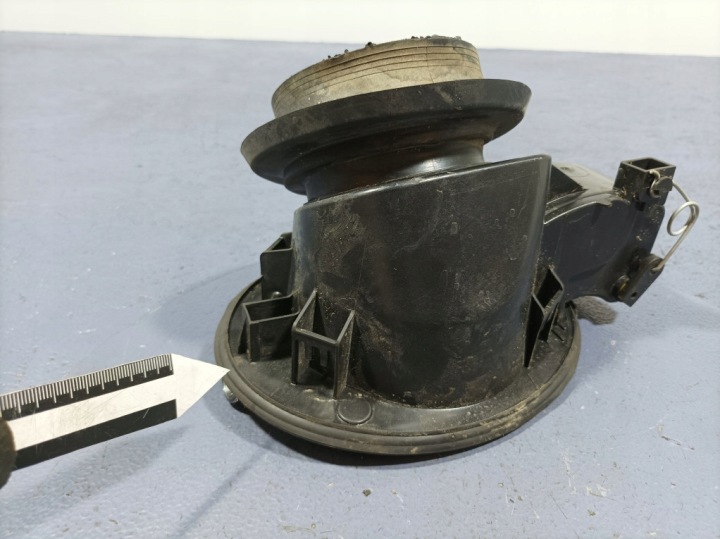 FORD KUGA MK2 CLAPET GOULOTTE DE REMPLISSAGE CARBURANTS CV44-S27936-AC UD