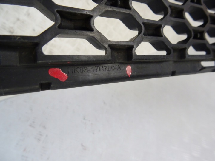 GRILLE PARE-CHOCS AVANT AVANT CENTRALE JAGUAR F-PACE X761 HK83-17H750-A