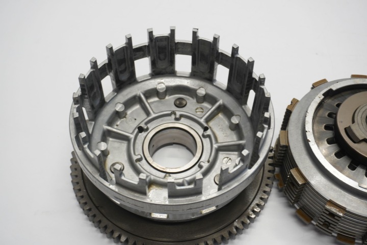 SUZUKI GSX-R 600 750 L1-L6 EMBRAYAGE CORBEILLE EMBRAYAGE 600 CM3