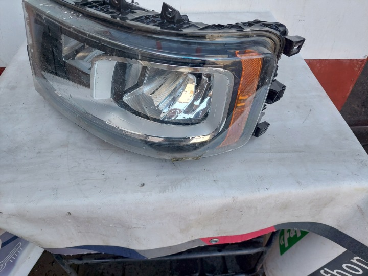 SCANIA R AVEC NGS PHARE PROJECTEUR GAUCHE COMPLET LED 2674390 1EX01454205