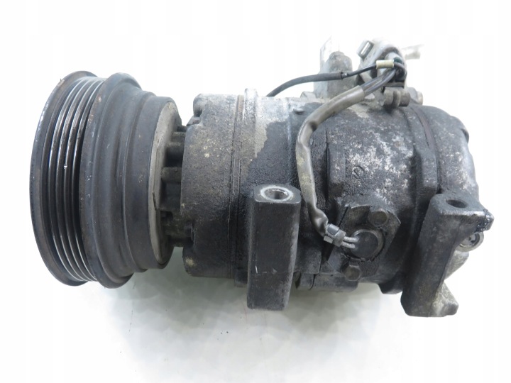 COMPRESSEUR DE CLIMATISATION TOYOTA RAV 4 II 2.0 D-4D 4472204303