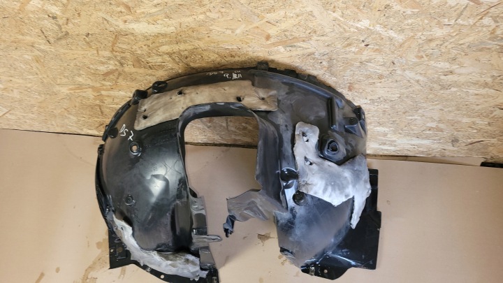 PASSAGE DE ROUE GAUCHE AVANT CITROEN DS7 9822313680