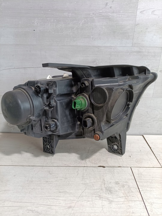 DODGE DURANGO – PROJECTEUR GAUCHE PHARES ANTIBROUILLARD FJD CHROME OEM 68184823AD