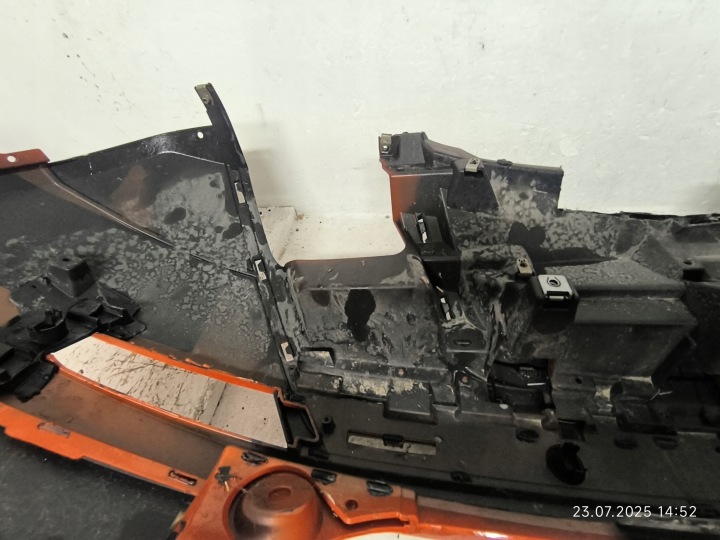 PARE-CHOCS ARRIÈRE RANGE ROVER EVOQUE BJ3217926A