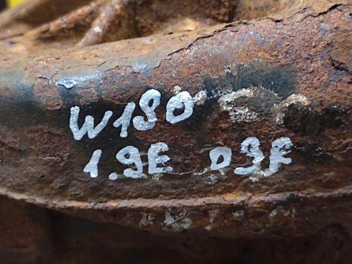 MERCEDES W203 1.9 PONT ARRIÈRE DIFFÉRENTIEL A2033510205