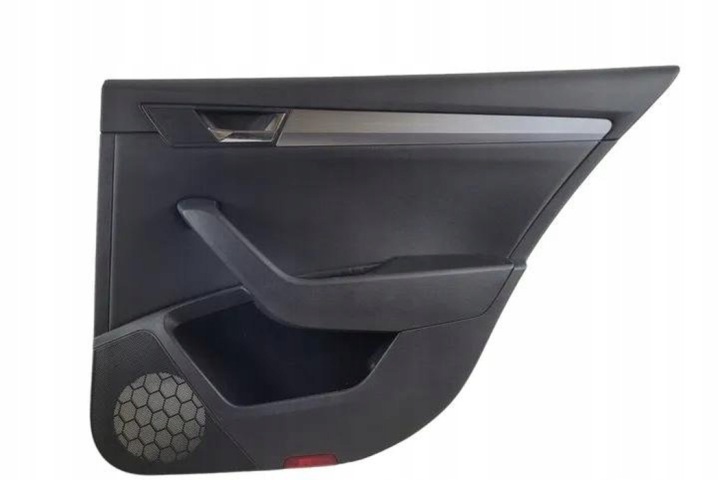 COLLECTEUR ARRIÈRE DROITS PORTES SKODA SUPERB III ESTATE (3V5) 3V9867024D 0.0L