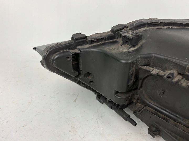 PROJECTEUR DROITE CÔTÉ AUDI A4 S4 B8 8K 8K0941006E