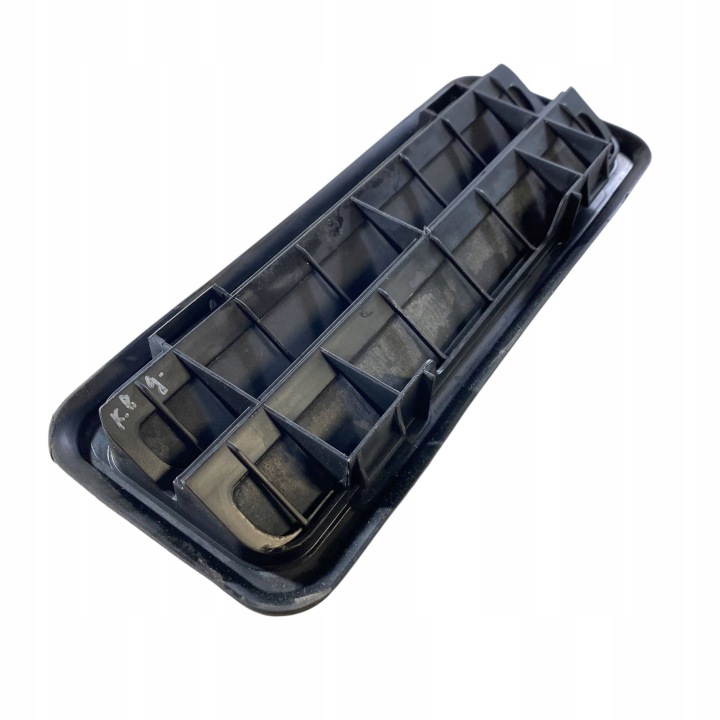 MASERATI GHIBLI 2014 GAUCHE CÔTÉ GRILLE VENTILATION SOUS ZDERZAKIEM TYLNYM