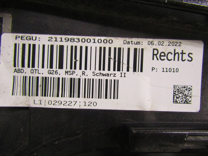 MOULURE SEUIL DROITE BMW G26