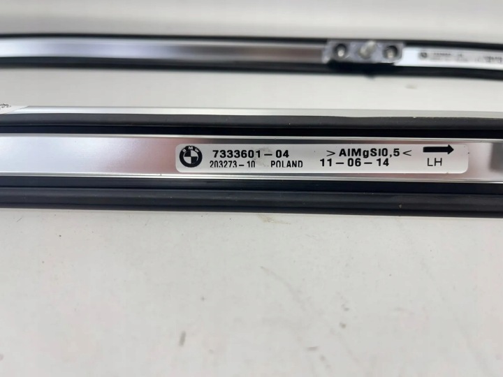 BARRES DE TOIT DE TOIT DROIT BMW F46 7333602