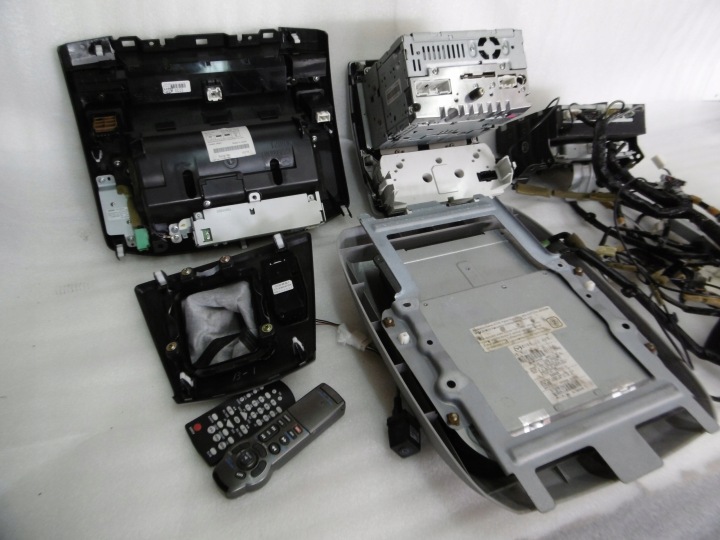 MAZDA 5 05/07R NAVIGATION DVD, CAMÉRA MONITEURS