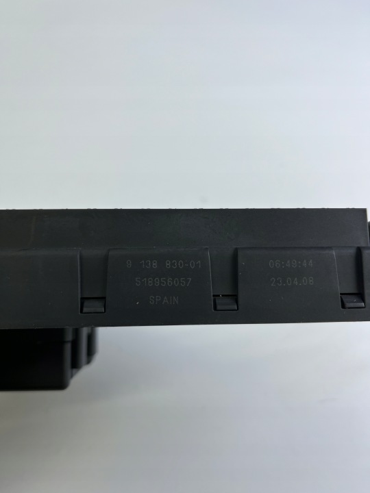 BMW X3 G01 DISTRIBUTEUR COURANT BOÎTE FUSIBLES 6906619 9138830