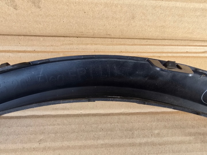 BMW X5 F15 KIT MOULURE GARDE-BOUE REVÊTEMENT 7326053